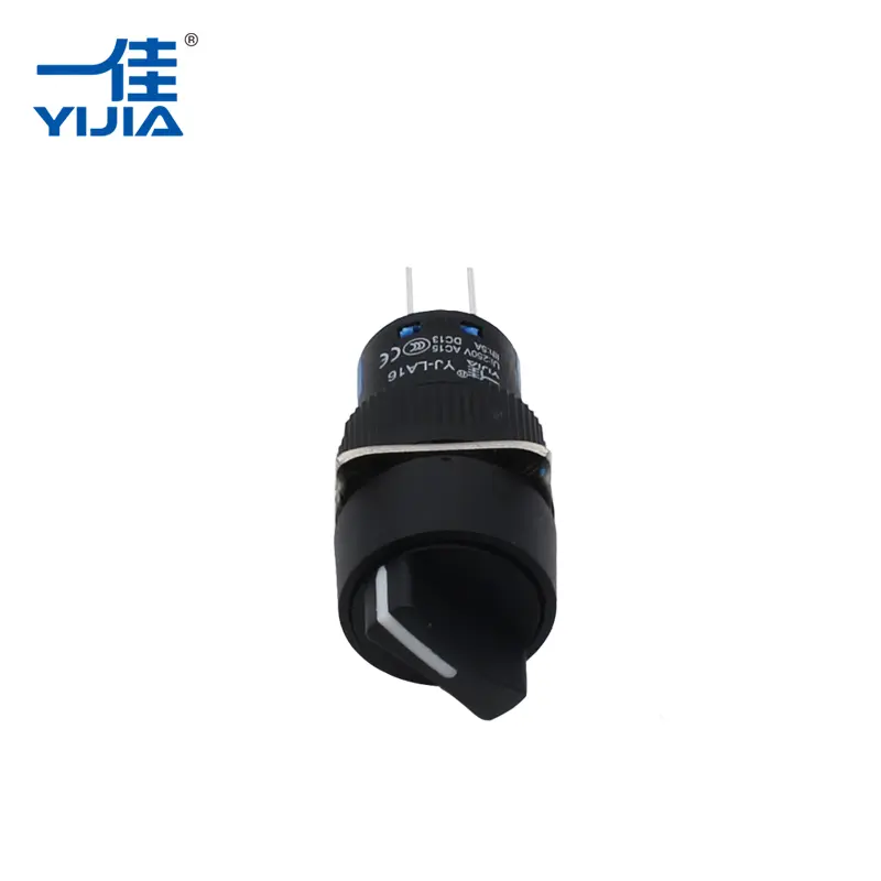 Ako plastový selektor zlepšuje priemyselné riadiace systémy?